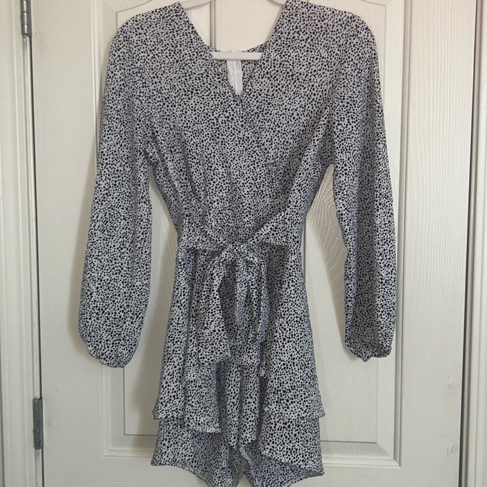Size XS, romper dress, super cute!